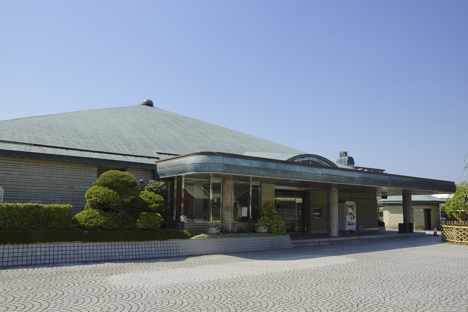 三学院　極楽殿 外観